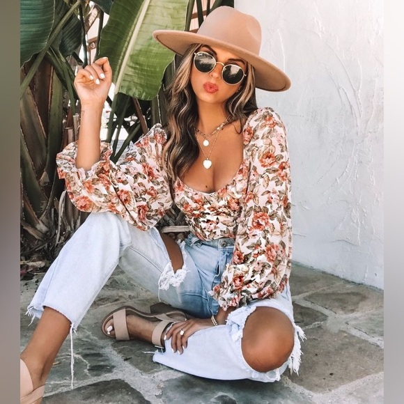 Petal & Pup Floral Two Piece Skirt Set - Adalicia Crop Top & Hasse Mini Skirt - Picture 5 of 11